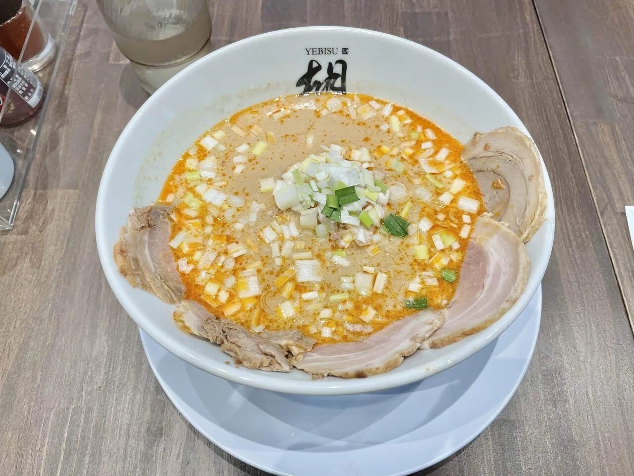 担担麵胡高槻店肉入り担担麺