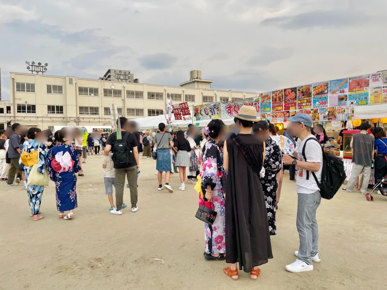 高槻まつり　桃園小学校グラウンド