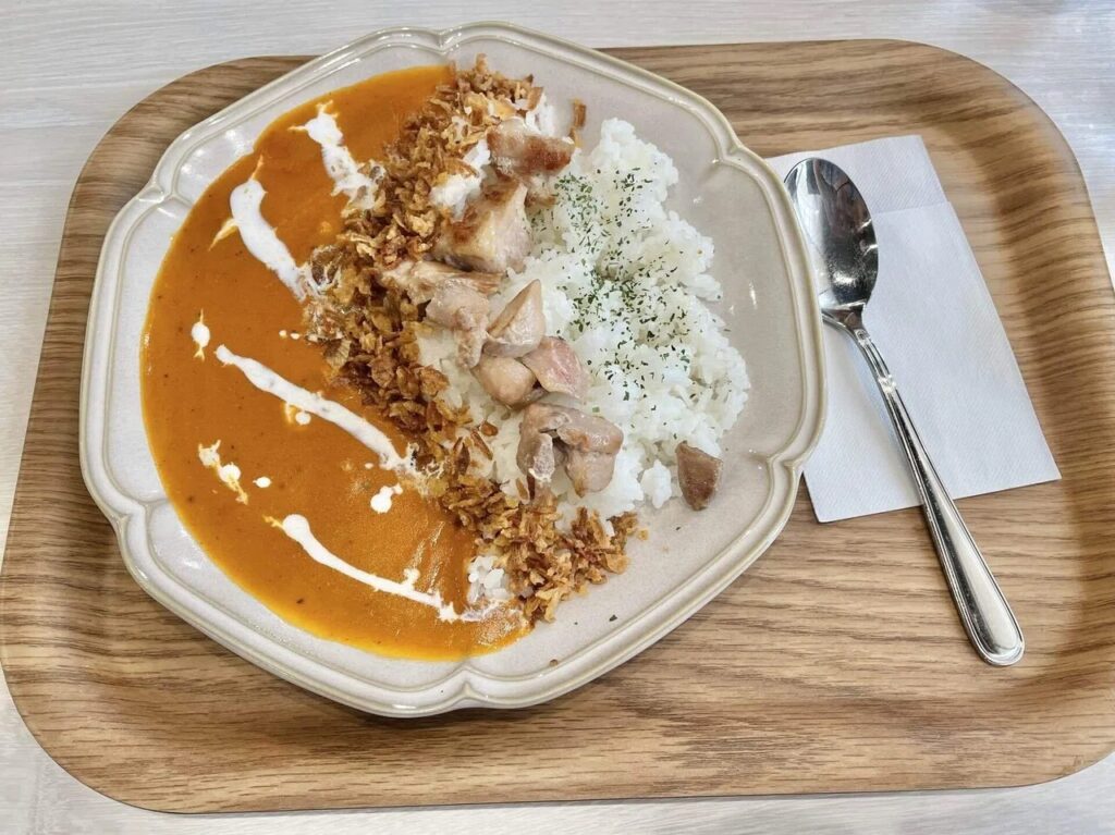 Food & Cafe 8ppycoffee　バターチキンカレー