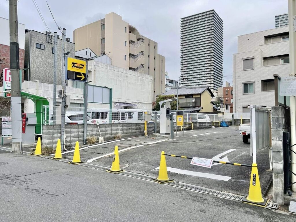 タイムズ　高槻駅前第17