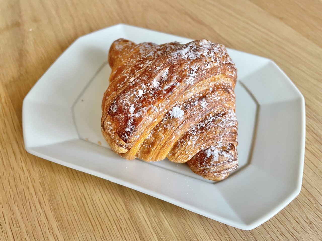 クロワッサン専門店「and 高槻店」